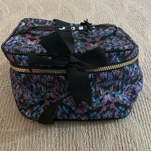 Nicole Miller multicolor cosmetic bag